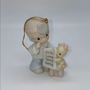 Enesco| Precious Moments Eye Dr figurine